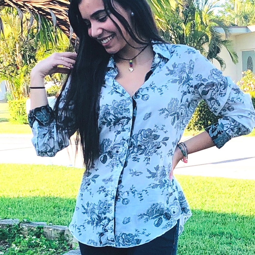 Cino black & white button down shirt